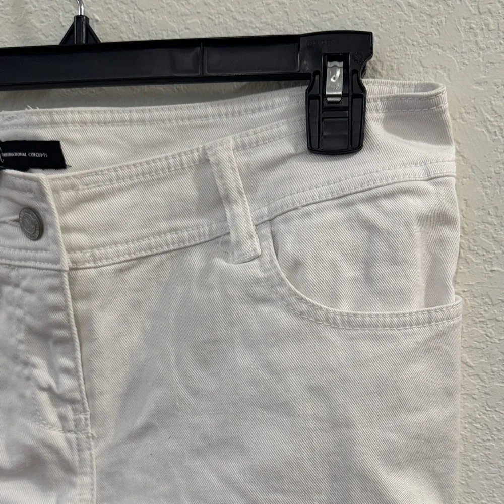 INC International Concepts White Women's Bermuda Shorts - Picture 2 of 4